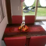 Retreat For Two Guests 아파트 *