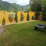Retreat For Two Guests * 노이마겐드론