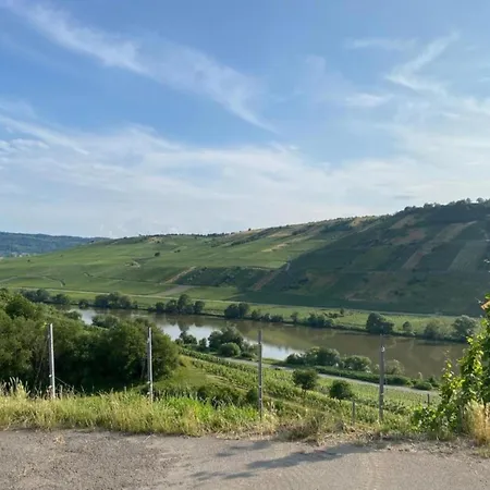 Retreat For Two Guests * Neumagen-Dhron